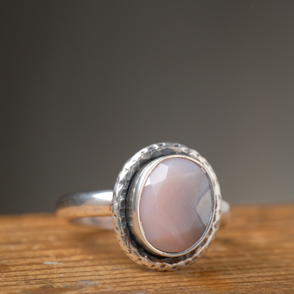 zilveren ring met zonnesteen edelsteen